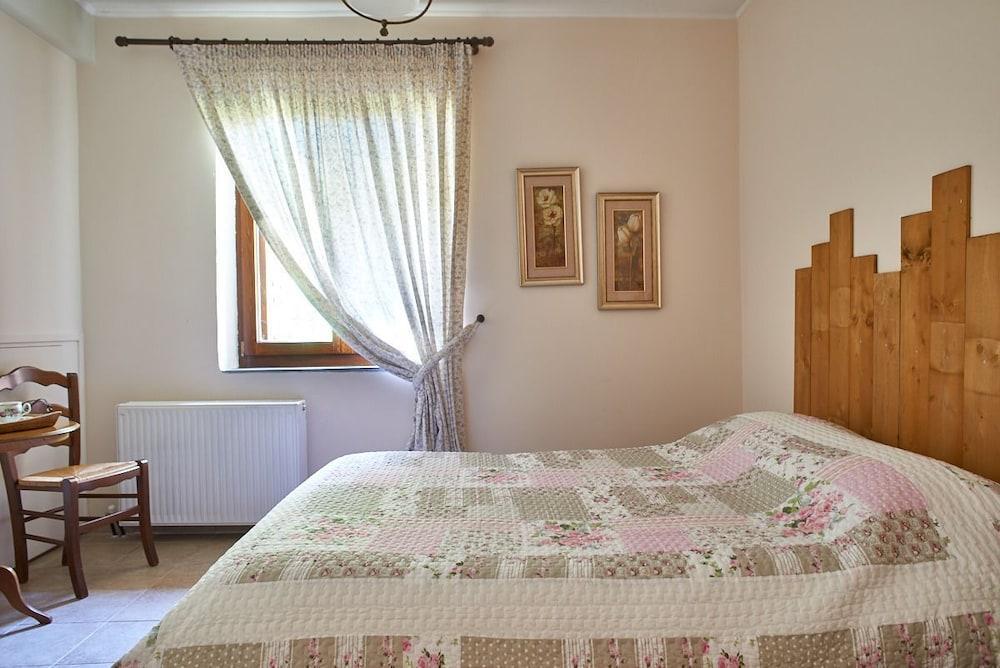 Triantafillies Guesthouse Portaria  Exterior photo