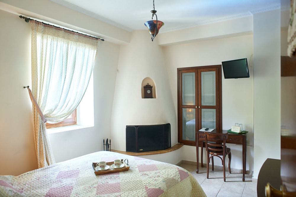 Triantafillies Guesthouse Portaria  Exterior photo
